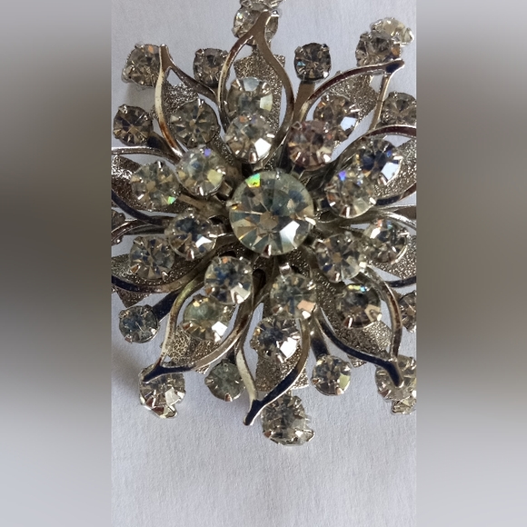 Vintage Layered Domed Crystal Rhinestone Brooch/Pin - Picture 6 of 9